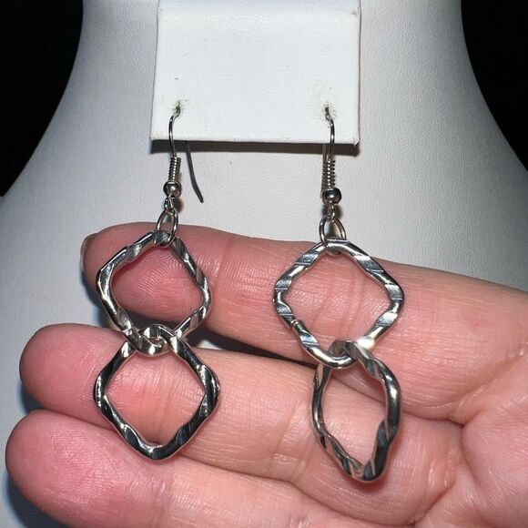 Silver Tone Geometric Dangle Earrings - Picture 4 of 6